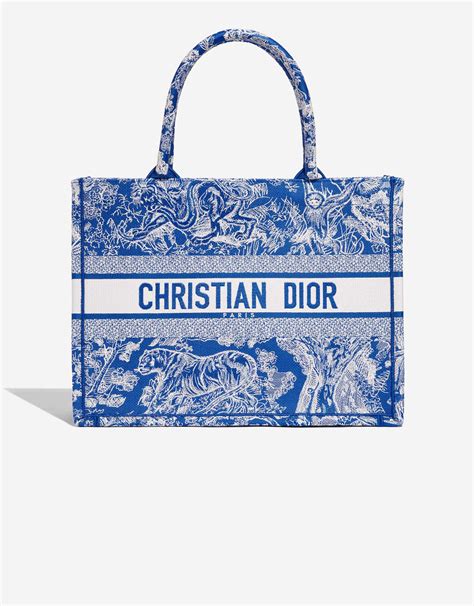 dior blau|christian Dior blue.